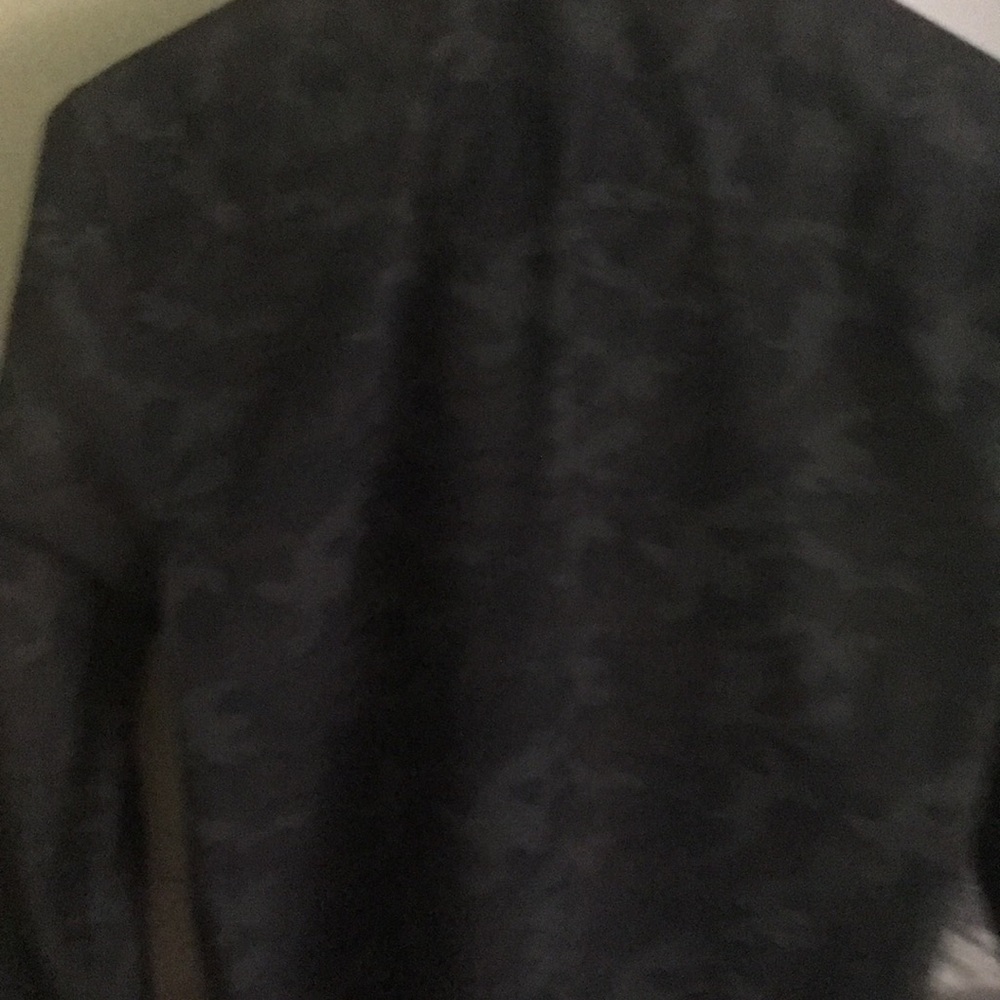 Shirt - Picture 3 of 3